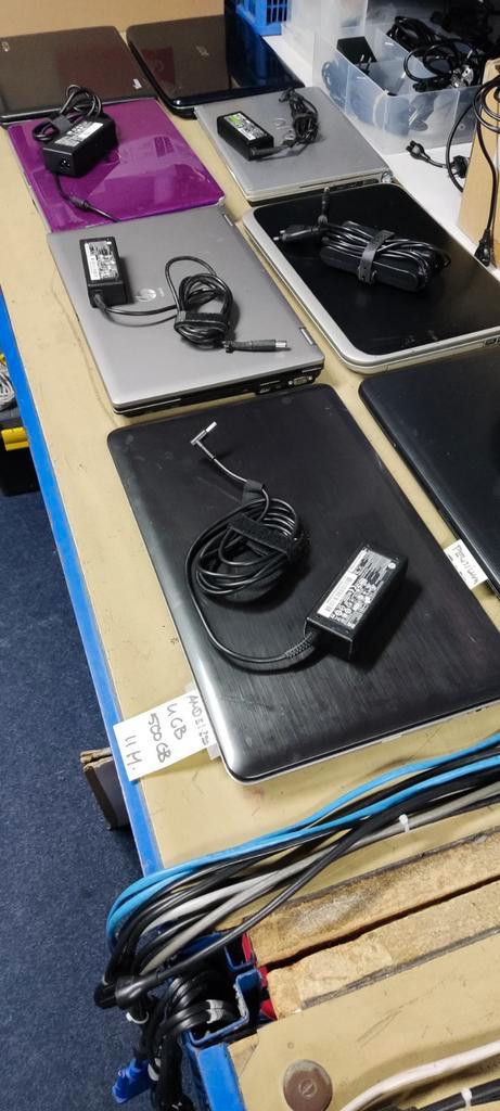 8 Werkende Laptops 13,3/15.6/17.3 in één koop, Computers en Software, Windows Laptops, Gebruikt, 17 inch of meer, HDD, Onbekend
