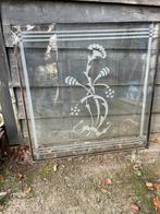 Twee vintage ramen, gegraveerd dubbel glas, Doe-het-zelf en Verbouw, Glas en Ramen, Gevelraam of Ruit, Gebruikt, 80 tot 120 cm