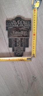 Vintage verzilverde plaquette Avrohuis anno 1935, Ophalen of Verzenden, Gebruikt