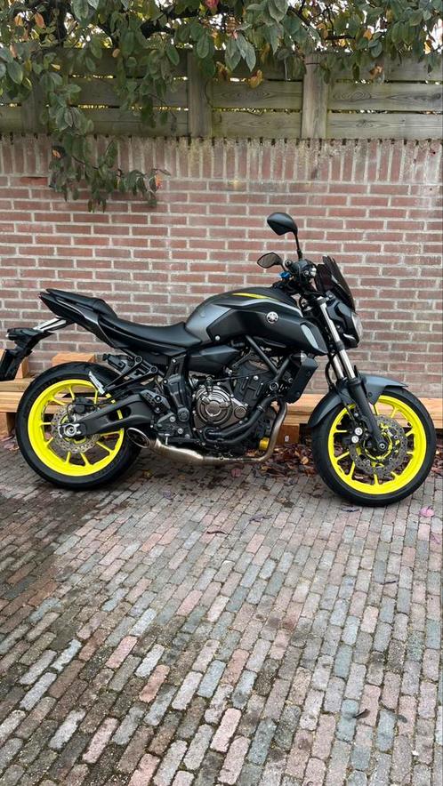 Yamaha MT-07 Night Fluo–Akrapovič full system–2019–43.901 km, Motoren, Motoren | Yamaha, Particulier, Naked bike, Ophalen