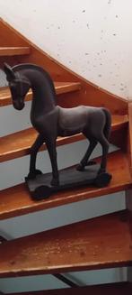 Mooi paard, Ophalen