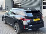 BMW X1 xDrive30e M pakket M-Sport Panoramadak / Navigatie /, Auto's, BMW, 1800 kg, Euro 6, 16 kWh, Zwart