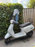 BTC Riva scooter - Zo goed als nieuw!, Fietsen en Brommers, Scooters | Overige merken, Ophalen, Zo goed als nieuw, Benzine, 50 cc