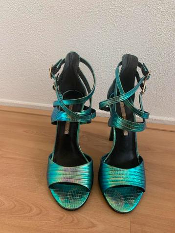 Zeegroen mettalic hoge hakschoenen maat 37 beschikbaar voor biedingen