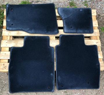 Genuine LR072311 Carpet Floor Mat Set for Range Rover beschikbaar voor biedingen