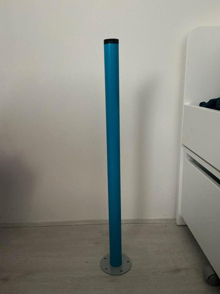 10x IKEA Adils Tafelpoten - Blauw - 70cm, Huis en Inrichting, Tafelonderdelen, Gebruikt, Tafelpoot, 50 tot 100 cm, Rond, Metaal