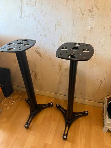Ultimate Support speaker stands (staal) beschikbaar voor biedingen