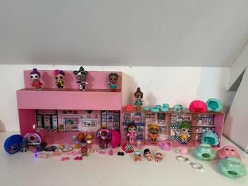 LOL Heel veel popjes, 6 baby, opbergdoos/huis + accessoires beschikbaar voor biedingen