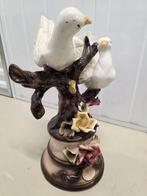 Mooi beeld met duiven, Antiek en Kunst, Antiek | Porselein, Ophalen