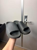 Yeezy slides, Zwart, Gedragen, Ophalen, Slippers