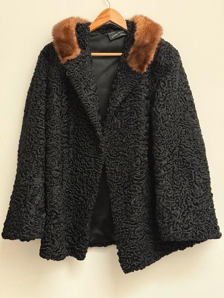 Vintage cape jas – zwart wol met chinchilla kraag – maat M, Kleding | Dames, Jassen | Winter, Gedragen, Maat 38/40 (M), Zwart
