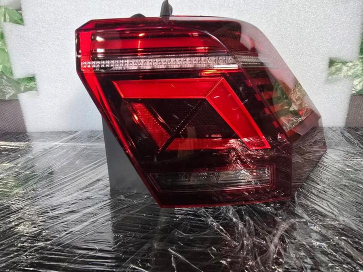 VW Tiguan 5NA Facelift IQ Light Achterlicht Links 5NA945208J, Auto-onderdelen, Verlichting, Volkswagen, Gebruikt, Ophalen of Verzenden