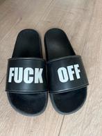 Zwarte Slippers F*ck Off Maat 44/45, Slippers, Zwart, Ophalen of Verzenden, Gedragen