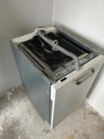 Goed werkende en schone Indesit vaatwasser, Ophalen, Gebruikt, Inbouw, 45 tot 60 cm