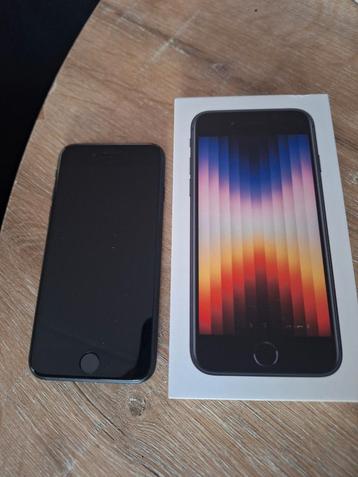 iPhone SE 2022 64gb  Zo Goed Als Nieuw met doosje beschikbaar voor biedingen