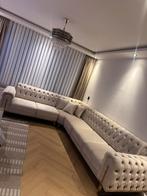 Nieuwe chesterfield banken beige met bed functie, Ophalen of Verzenden, Nieuw, Vierpersoons of meer, 250 tot 300 cm