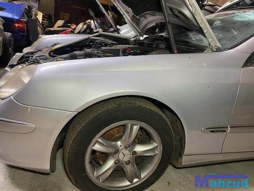 MERCEDES CLK W209 Zilver K744 Links scherm voorscherm 2003-2, Auto-onderdelen, Carrosserie en Plaatwerk, Spatbord, Mercedes-Benz