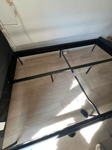 Bedframe Ikea - afbeelding 3