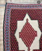 Vintage gekleurde vloerkleed rood/roze, Huis en Inrichting, Stoffering | Tapijten en Kleden, -, -, Ophalen of Verzenden, -