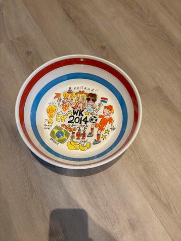 WK 2014 BLOND schaal 30 cm ZGAN