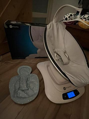 Mamaroo 4 wiegstoel met Inlay beschikbaar voor biedingen