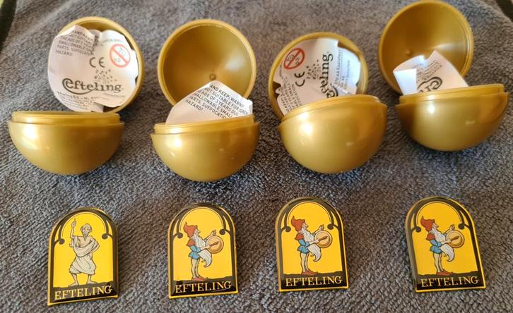 Efteling Pin Smidje kabouter of Jonas nieuw met gouden bal, Verzamelen, Efteling, Nieuw, Button of Speldje, Ophalen of Verzenden