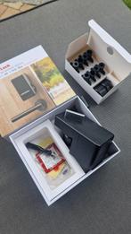 SwitchBot Lock met hub, Doe-het-zelf en Verbouw, Hang- en Sluitwerk, Ophalen of Verzenden, Gebruikt, Overige materialen, Slot