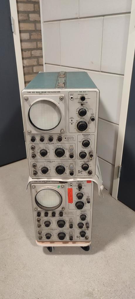 Tektronix 502 dual beam Oscilloscoop (2x), Doe-het-zelf en Verbouw, Meetapparatuur, Gebruikt, Ophalen