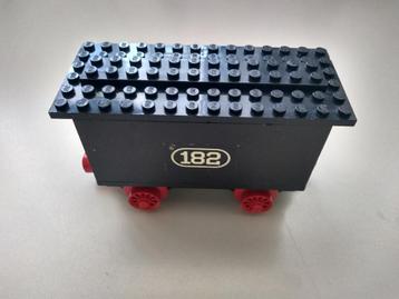 Lego trein 4,5 volt zwarte batterijwagon van 182 iprst. beschikbaar voor biedingen