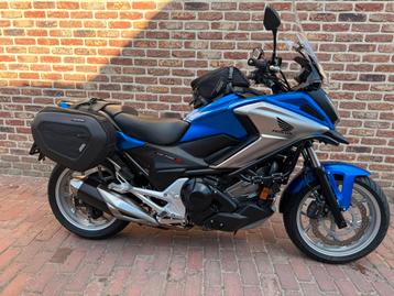 HONDA NC 750 X DCT C-ABS (bj 2018)  nc750x €6950 beschikbaar voor biedingen