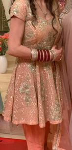 Mooi indiase kleding (sharara), Kleding | Dames, Gelegenheidskleding, Overige typen, Beige, Ophalen of Verzenden, Zo goed als nieuw