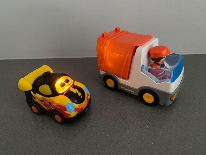 Vtech toet-toet auto en playmobiel auto, Kinderen en Baby's, Speelgoed | Speelgoedvoertuigen, Gebruikt, Ophalen of Verzenden