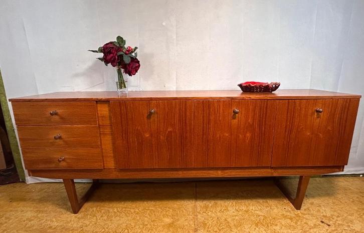 Gratis bezorging! Mid century retro vintage teak dressoir60s, Huis en Inrichting, Kasten | Dressoirs, Gebruikt, 150 tot 200 cm