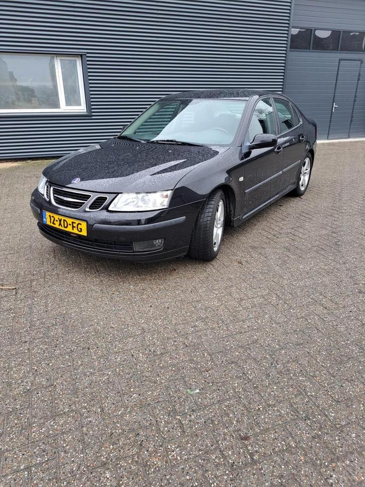 Saab 9-3 1.8 T Sport Sedan 2007 Zwart, Auto's, Saab, Bedrijf, Saab 9-3, ABS, Airbags, Airconditioning, Bluetooth, Boordcomputer