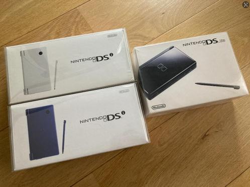 NDS NDSi Nintendo DS en DSI, Blauw, Zwart ,Wit. Compleet CIB, Spelcomputers en Games, Spelcomputers | Nintendo DS, Zo goed als nieuw