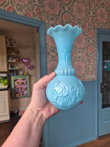 Vintage Franse Opaline Vaas - Blauw beschikbaar voor biedingen