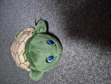 Verschillende gloednieuwe knuffels  beschikbaar voor biedingen