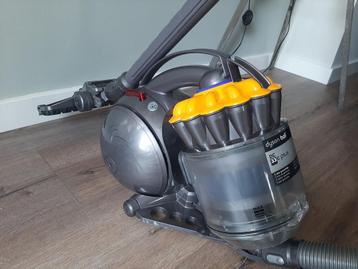 Dyson ball 33 C plus beschikbaar voor biedingen