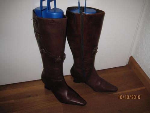 Caprice bruine laarzen maat 36, Kleding | Dames, Schoenen, Zo goed als nieuw, Hoge laarzen, Bruin, Ophalen of Verzenden