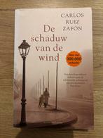 Carlos Ruiz Zafón - De schaduw van de wind, Ophalen of Verzenden, Zo goed als nieuw, Carlos Ruiz Zafón
