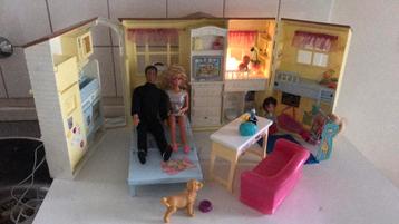 Barbie huis met ken,Barbie en kinderen 