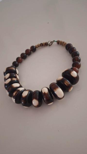 Vintage Ketting met Bruine Kralen beschikbaar voor biedingen