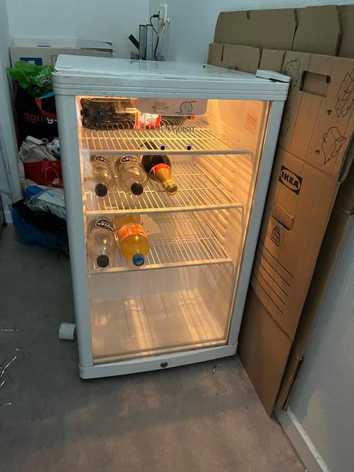 Exquisit glasdeur koelkast, Witgoed en Apparatuur, Koelkasten en IJskasten, Gebruikt, Zonder vriesvak, Minder dan 85 cm, 45 tot 60 cm