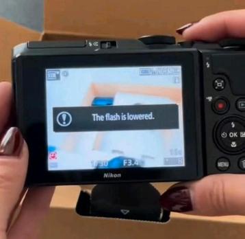 Nikon Coolpix A900 - Compact Camera beschikbaar voor biedingen
