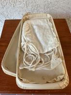 Vintage doopmutsje in originele verpakking, Ophalen, Kinderen, Maison Louis Van Coppenolle Suys Anvers
