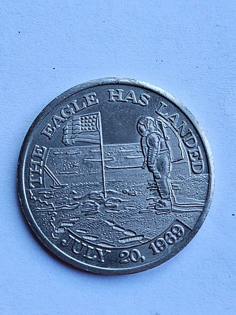 Apollo 11 Medaille - Eerste landing op de maan, Ophalen of Verzenden, Verzamelmap