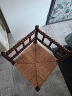 Vintage hoek stoeltje, Ophalen