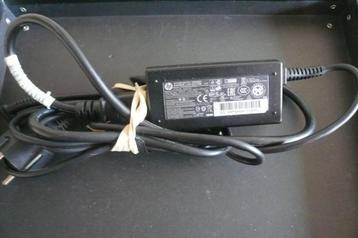 Laptop voeding HP beschikbaar voor biedingen