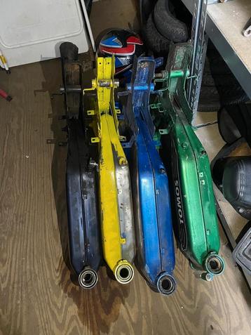Tomos onderdelen  beschikbaar voor biedingen