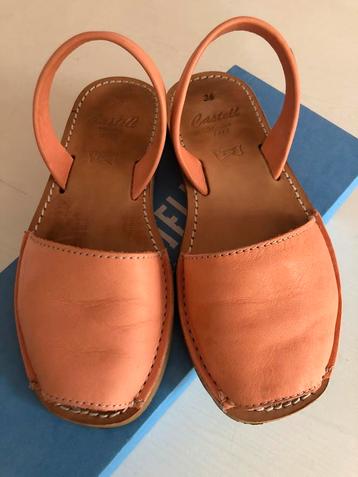 Menorca sandalen zalmkleurig maat 36 beschikbaar voor biedingen